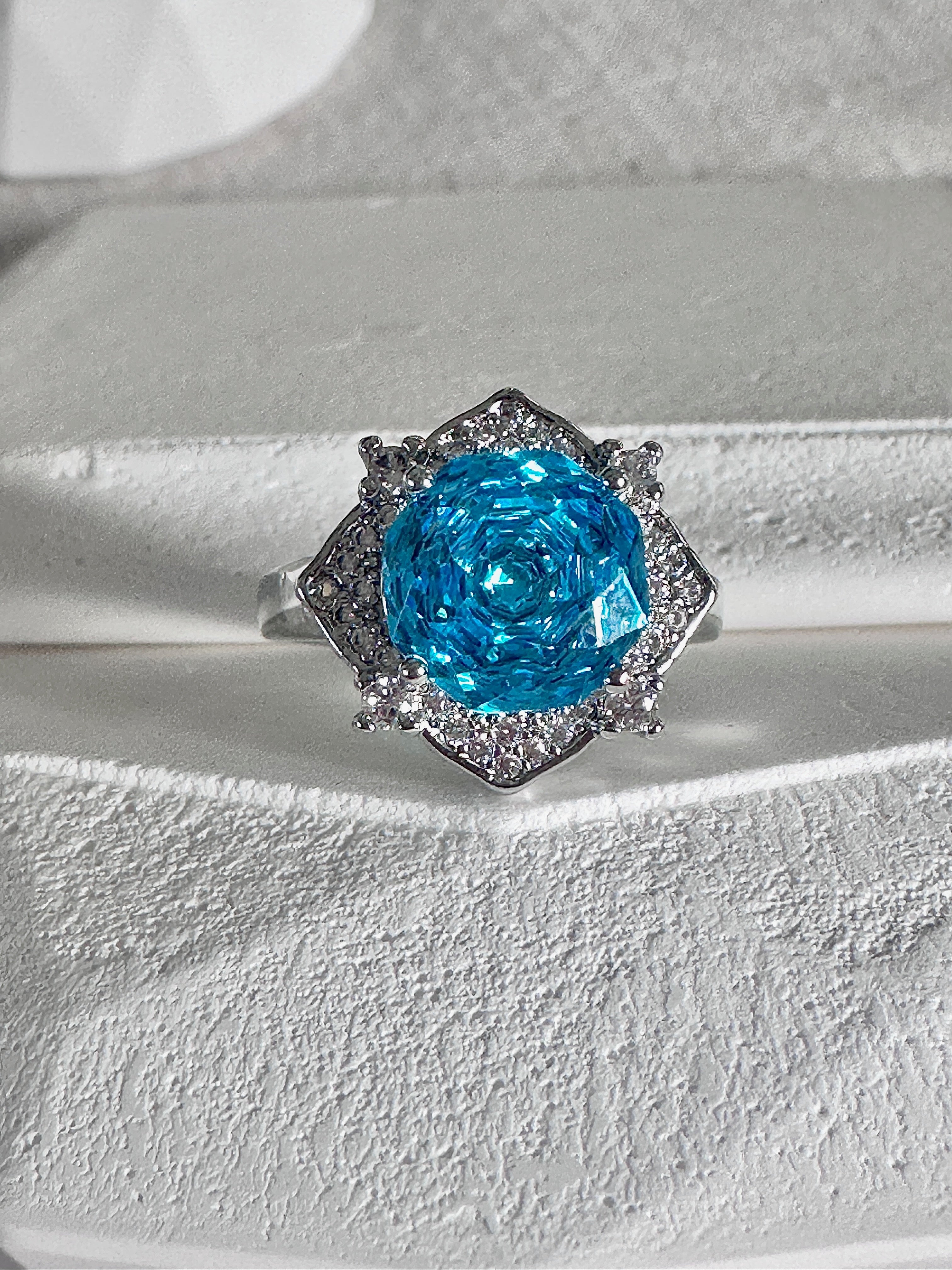 Paraiba Blue Crackle Crystal Ring