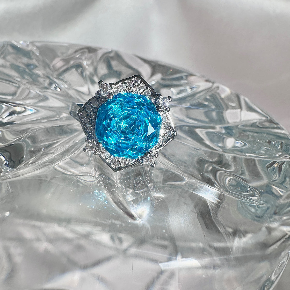 Paraiba Blue Crackle Crystal Ring