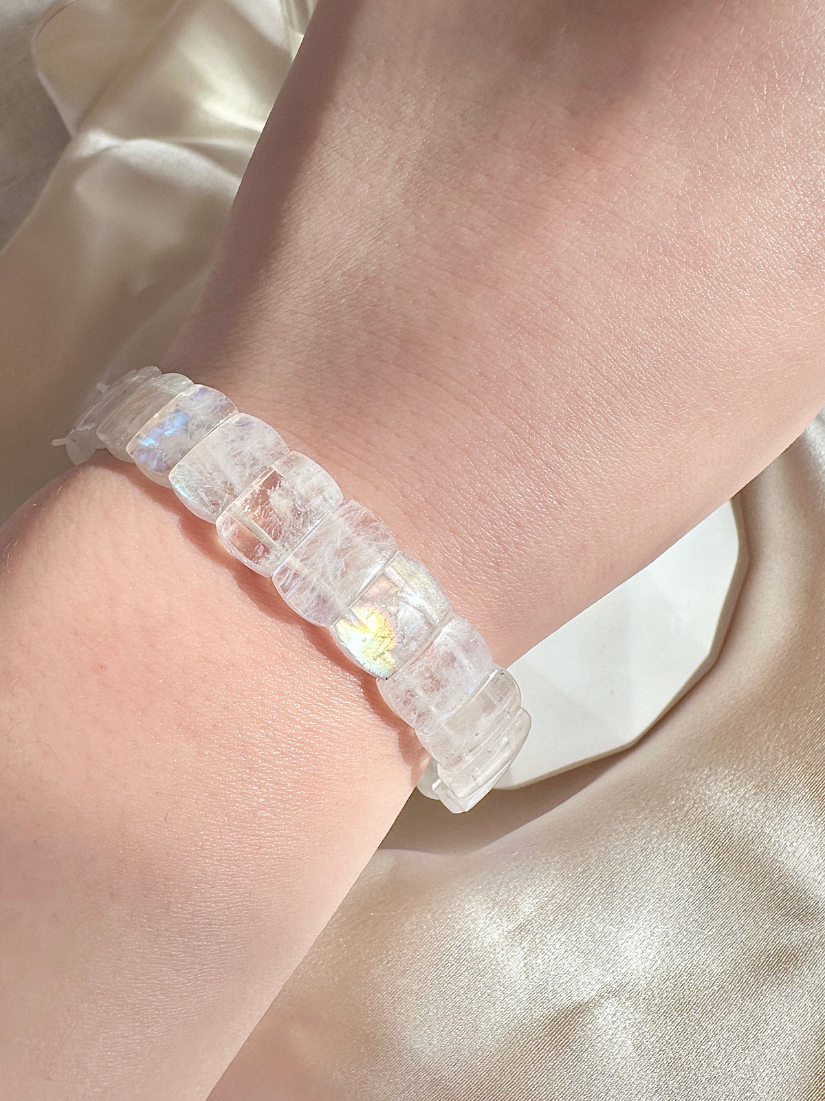 Natural Moonstone Bracelet 10mm– Calming Crystal Jewellery