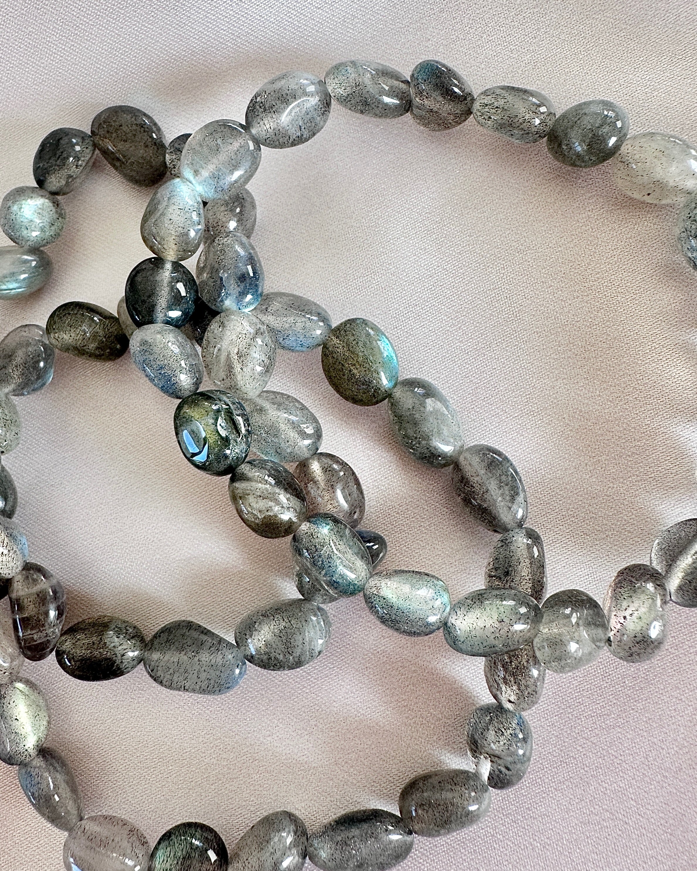 Natural Moonstone Bracelet — 8mm Emotional Regulation & Traveler's Protection