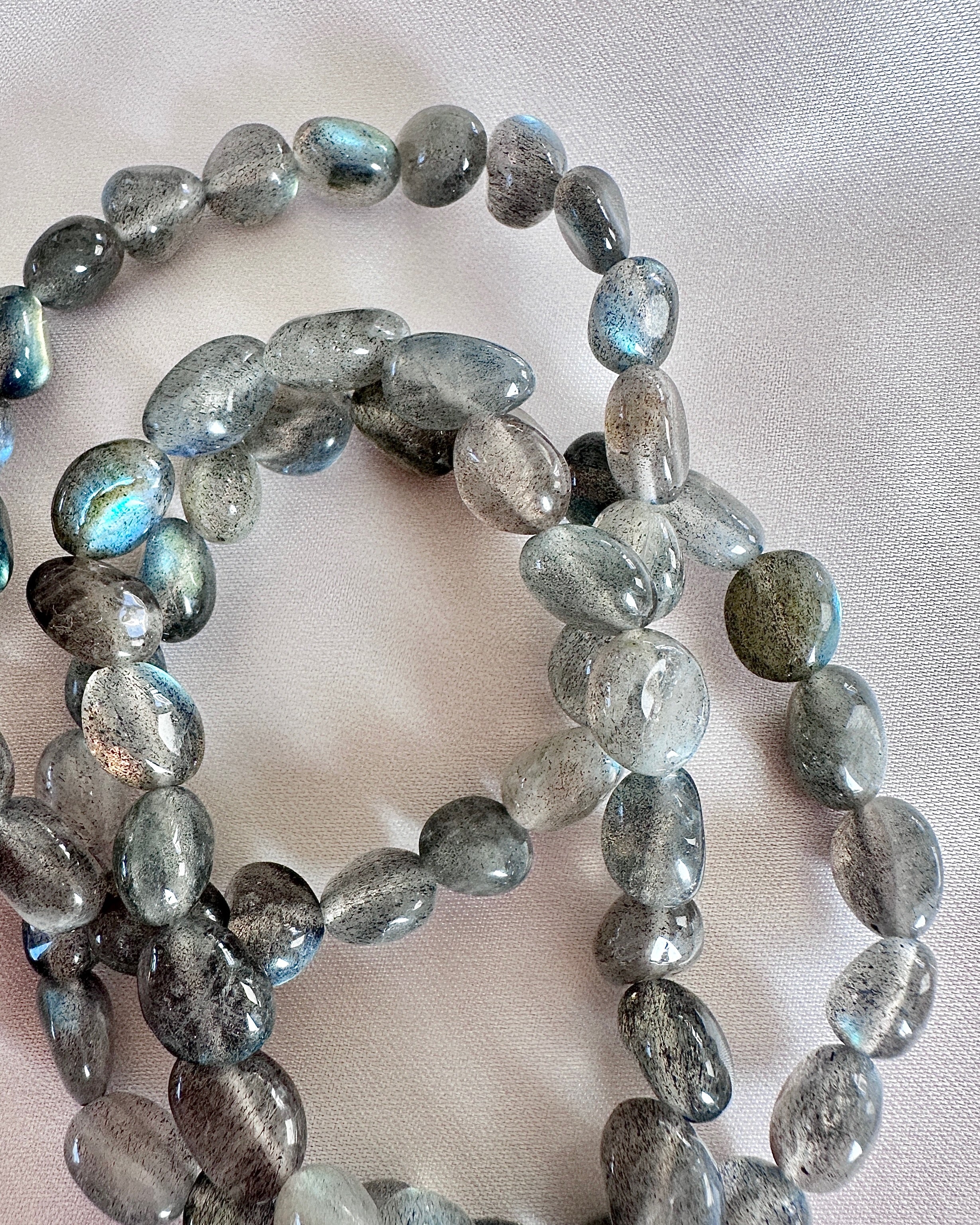 Natural Moonstone Bracelet — 8mm Emotional Regulation & Traveler's Protection