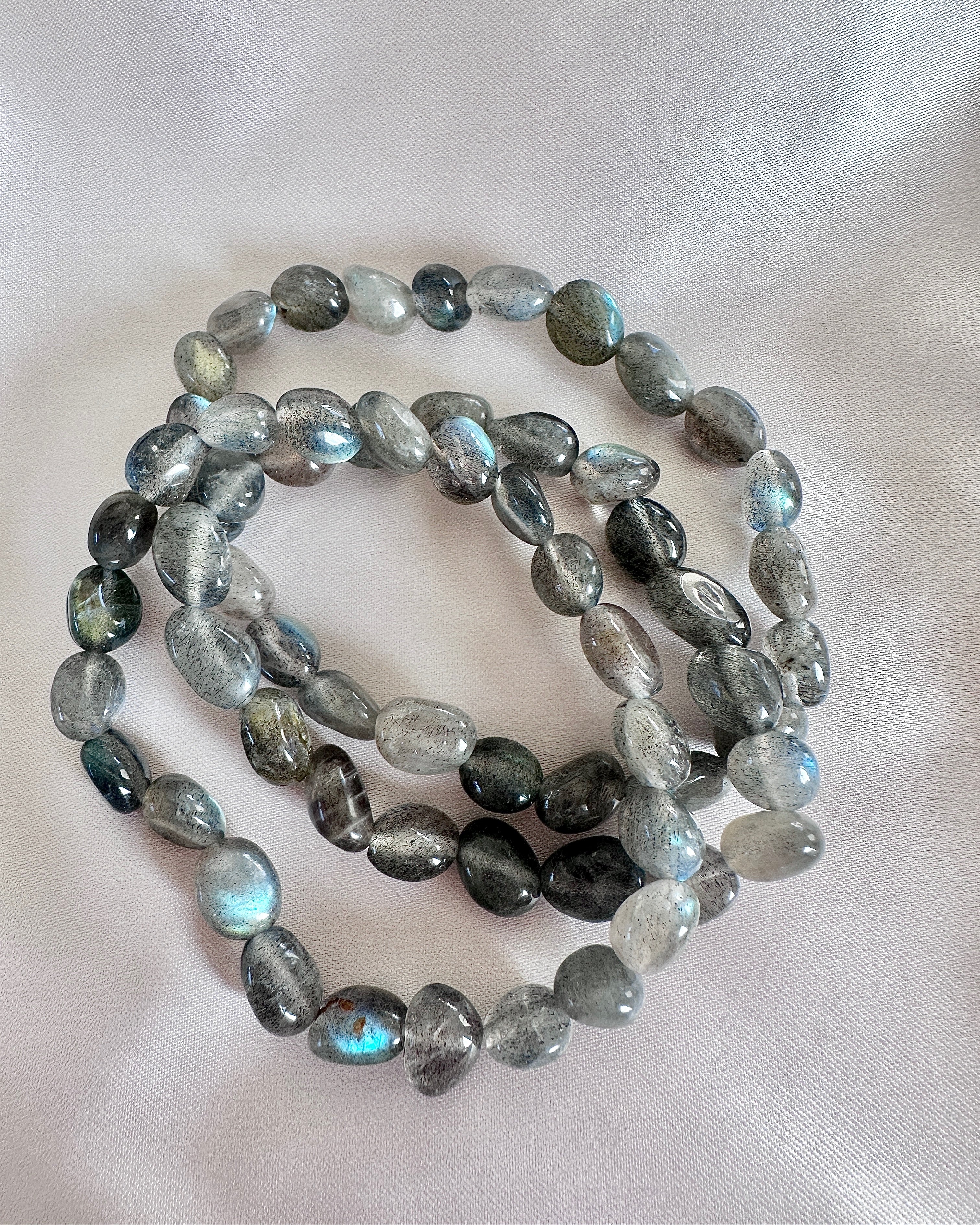 Natural Moonstone Bracelet — 8mm Emotional Regulation & Traveler's Protection
